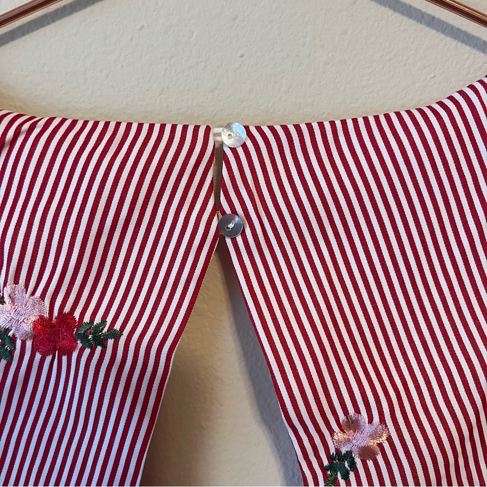 Skies Are Blue. ❤️🤍 Red & White Striped Embroidered Dress 🤍❤️ - Picture 4 of 6